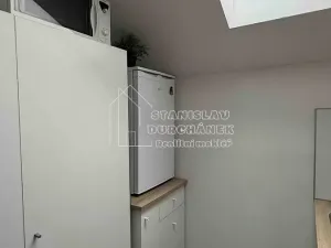 Pronájem bytu 1+kk, Praha - Točná, náměstí Antonína Pecáka, 17 m2