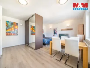 Prodej bytu 1+kk, Plzeň - Jižní Předměstí, Presslova, 36 m2