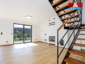 Prodej rodinného domu, Beroun, V Lukách, 144 m2