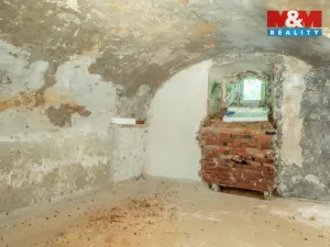 Prodej rodinného domu, Týn nad Vltavou, Vinařického náměstí, 190 m2