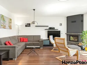 Prodej rodinného domu, Černé Voděrady, Černokostelecká, 159 m2