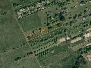 Dražba pole, Slavičín, 1102 m2