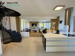 Prodej rodinného domu, Slatinky, 258 m2