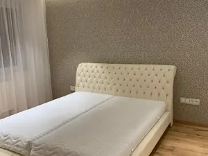 Pronájem bytu 5+kk, Komorní Lhotka, 200 m2