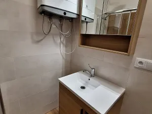 Pronájem bytu 2+kk, Praha - Vysočany, Novovysočanská, 60 m2