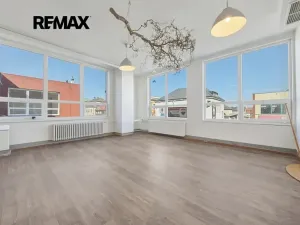 Pronájem obchodního prostoru, Nový Bor, Tř. T. G. Masaryka, 110 m2