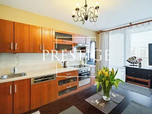 Pronájem bytu 4+kk, Praha - Kobylisy, Frýdlantská, 70 m2