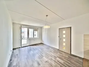 Pronájem bytu 2+kk, Jindřichův Hradec, Nušlova, 43 m2