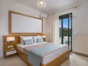 Prodej rodinného domu, Afráta, Řecko, 200 m2