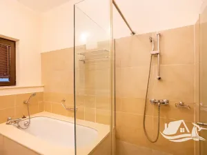 Prodej bytu 2+kk, Kavarna, Bulharsko, 97 m2