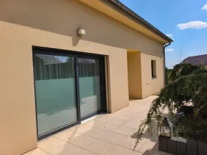 Prodej rodinného domu, Zichovec, 384 m2