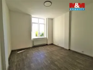 Pronájem bytu 2+1, Lomnice nad Popelkou, Komenského, 67 m2