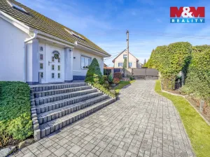 Prodej rodinného domu, Dolany, 225 m2