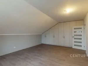 Prodej rodinného domu, Ivaň, 319 m2