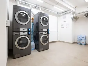 Pronájem bytu 1+kk, Praha - Vysočany, Lisabonská, 20 m2