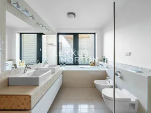 Prodej rodinného domu, Praha - Dejvice, V Šáreckém údolí, 337 m2