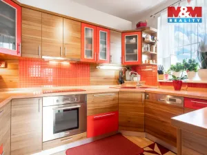 Prodej rodinného domu, Karlovy Vary - Tašovice, Česká, 200 m2