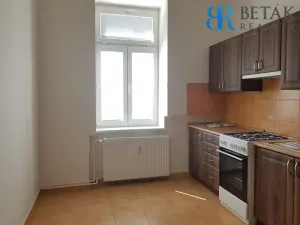 Pronájem bytu 2+1, Přerov, Komenského, 72 m2