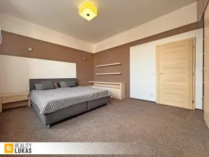 Pronájem kanceláře, Ostrava, Mírová, 95 m2