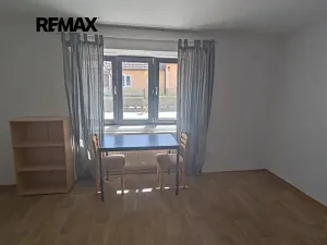 Pronájem ubytování, Drahelčice, V Brance, 164 m2