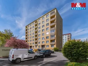 Prodej bytu 3+1, Cheb, Lomená, 60 m2