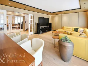 Prodej rodinného domu, Popovičky, Za Stodolou, 310 m2