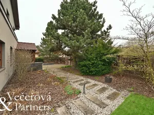 Prodej rodinného domu, Popovičky, Za Stodolou, 310 m2
