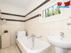 Prodej činžovního domu, Karlovy Vary - Doubí, Studentská, 260 m2