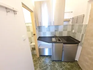 Pronájem bytu 1+kk, Praha - Nusle, 5. května, 30 m2