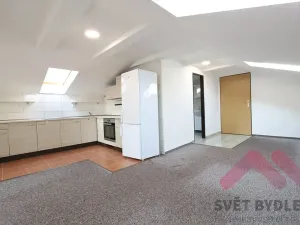 Pronájem bytu 2+kk, Praha - Slivenec, Pod rybníkem, 48 m2