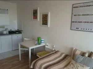 Prodej bytu 1+kk, Praha - Háje, Hlavatého, 28 m2