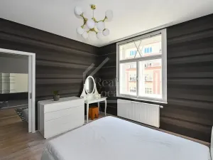 Pronájem bytu 3+1, Praha - Bubeneč, Charlese de Gaulla, 95 m2