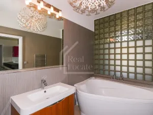 Pronájem bytu 3+1, Praha - Bubeneč, Charlese de Gaulla, 95 m2