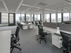 Pronájem kanceláře, Praha - Nusle, Pikrtova, 3010 m2