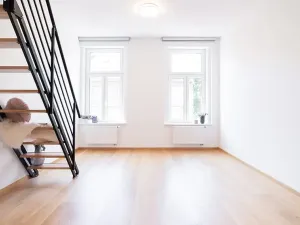 Pronájem bytu 1+1, Praha - Žižkov, Jeronýmova, 35 m2