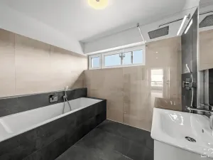 Pronájem rodinného domu, Praha - Vinoř, Lipoltická, 114 m2