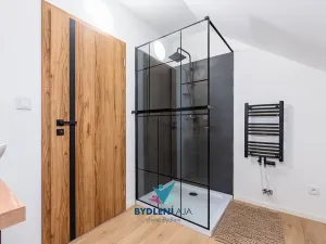 Prodej rodinného domu, Bystřany, 284 m2
