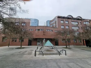 Pronájem obchodního prostoru, Plzeň, 200 m2