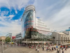 Pronájem kanceláře, Praha - Smíchov, Nádražní, 998 m2