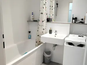 Pronájem bytu 2+kk, Praha - Bubeneč, Terronská, 54 m2