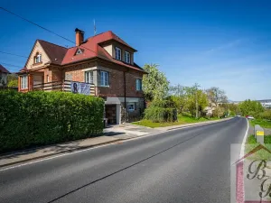 Prodej rodinného domu, Dobrovice, 219 m2