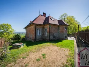 Prodej rodinného domu, Dobrovice, 219 m2