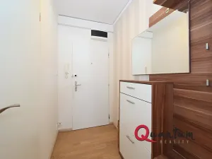 Pronájem bytu 2+kk, Praha - Prosek, Jablonecká, 55 m2