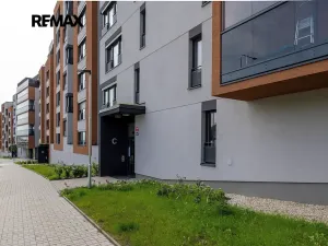 Prodej bytu 1+kk, Praha - Háje, Sochorcova, 33 m2