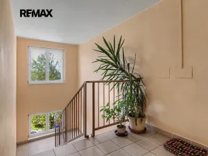 Prodej bytu 3+1, Vestec, Na Suchých, 84 m2