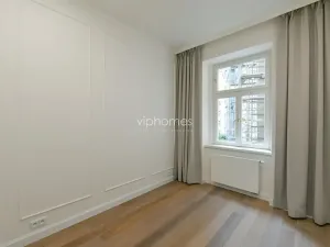 Pronájem bytu 4+kk, Praha - Vinohrady, náměstí Jiřího z Poděbrad, 107 m2