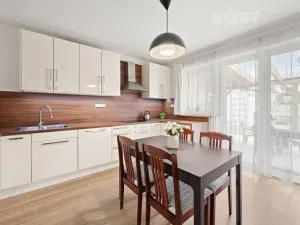 Prodej rodinného domu, Syrovice, 172 m2