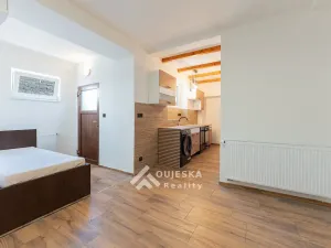 Pronájem bytu 2+kk, Ivančice, Žerotínovo náměstí, 55 m2