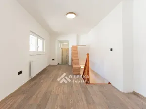 Pronájem bytu 2+kk, Ivančice, Žerotínovo náměstí, 55 m2