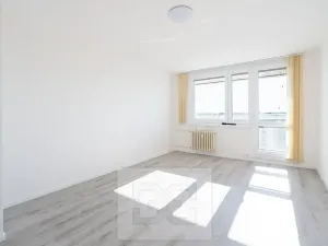 Pronájem bytu 3+1, Praha - Stodůlky, Trávníčkova, 81 m2